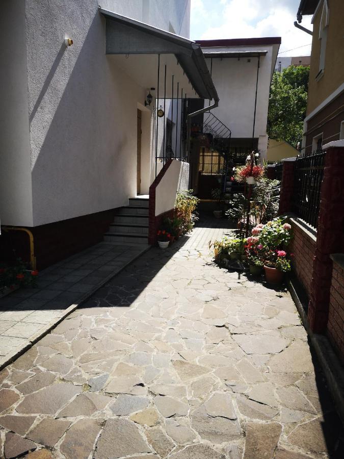 Sadyba Anzhelika Truskavec' Esterno foto